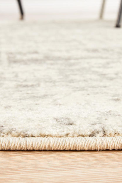 Pietra White Silver Round Rug