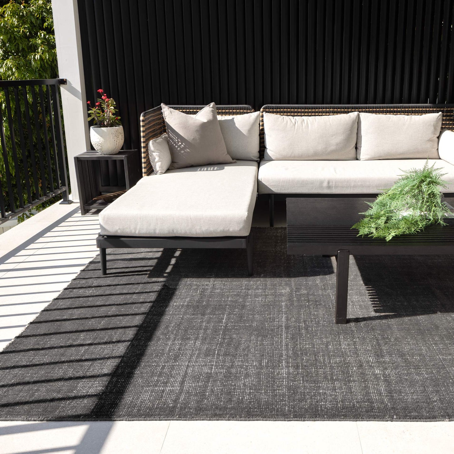 Abode Modern Grey Rug