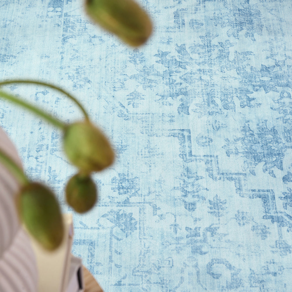 Gemmara Aqua Blue Washable Rug