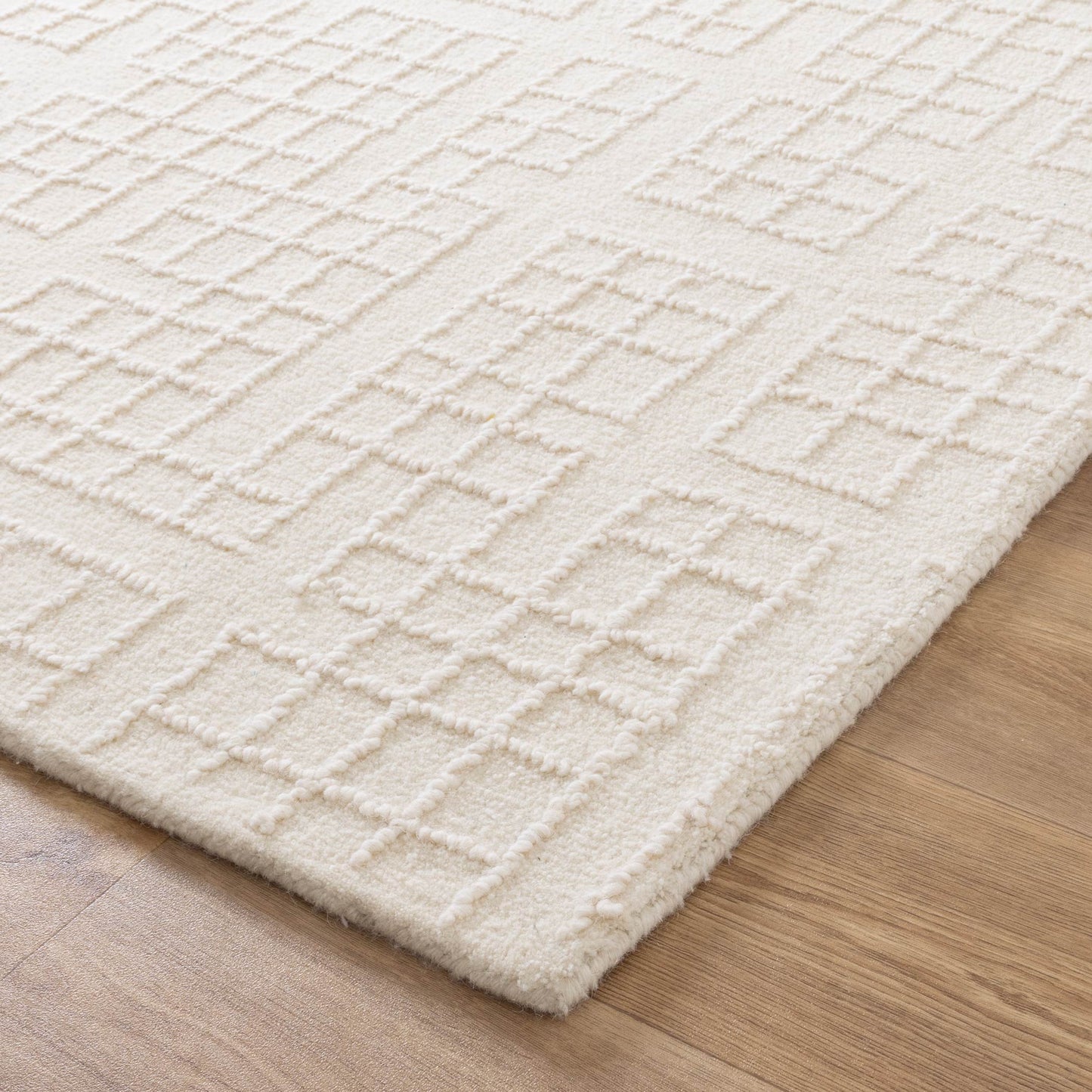 Alure Modern Ivory Wool Rug