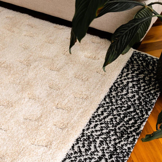 Elio Beige Black Rug