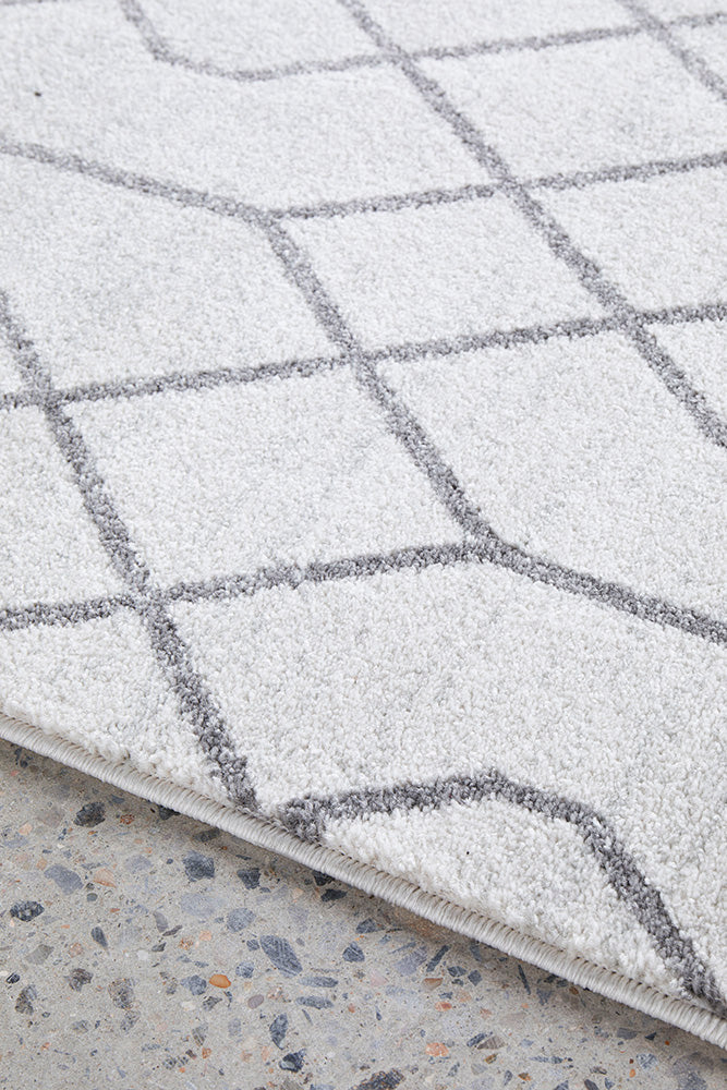 Lucera Wheat Silver Rug
