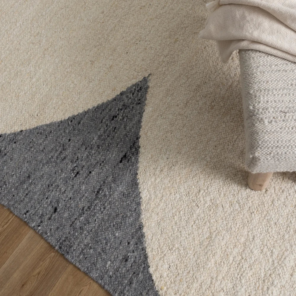 Alvara Ivory Grey Rug