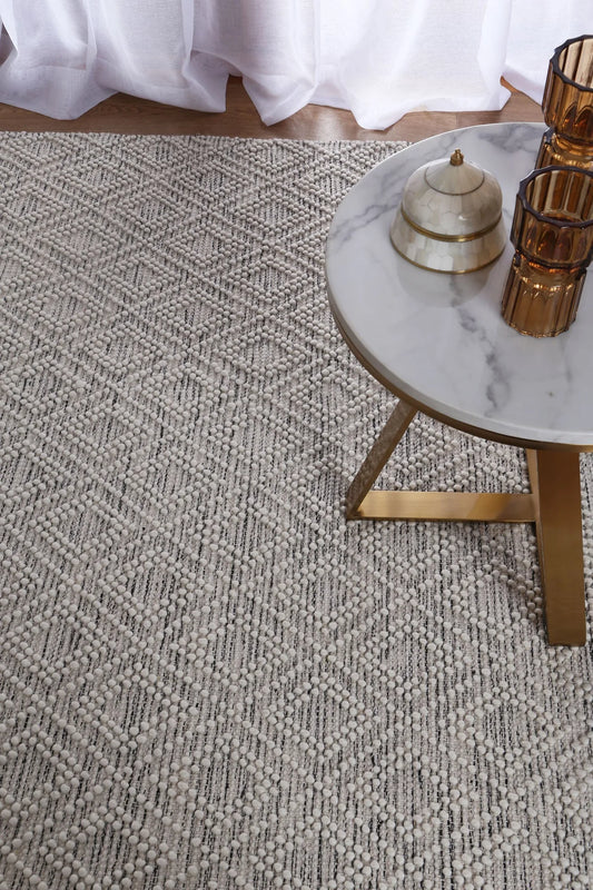 Lior Ivory Black Wool Rug