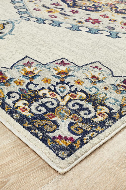 Ravella 202 White Polypropylene Rug