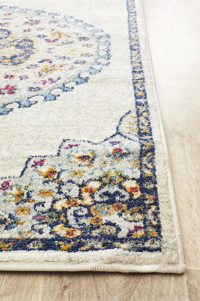 Ravella 202 White Polypropylene Runner Rug