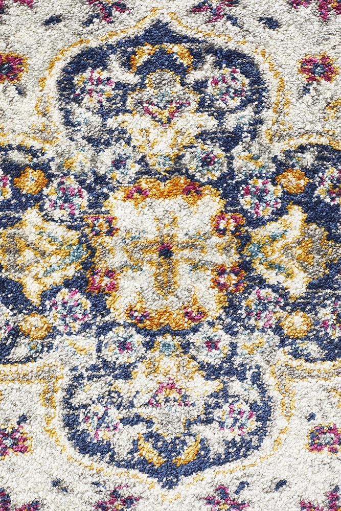 Ravella 202 White Polypropylene Runner Rug