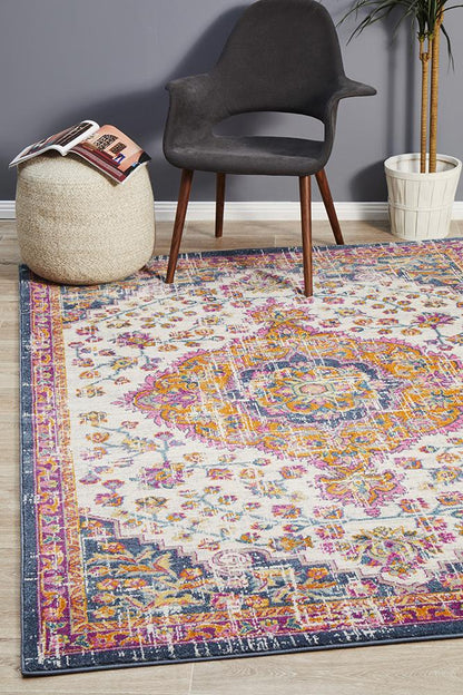 Ravella 205 White Polypropylene Rug