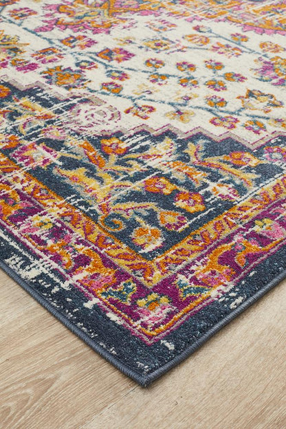 Ravella 205 White Polypropylene Rug