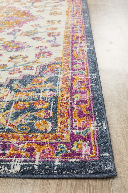 Ravella 205 White Polypropylene Rug