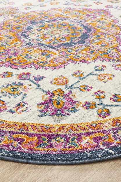 Ravella White Polypropylene Rug
