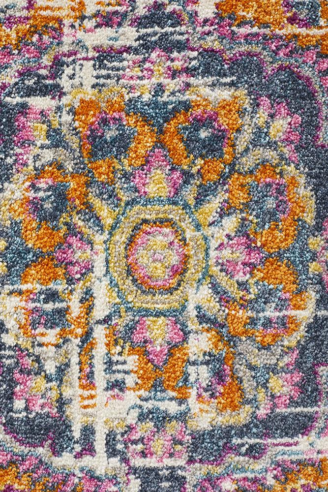 Ravella White Polypropylene Rug