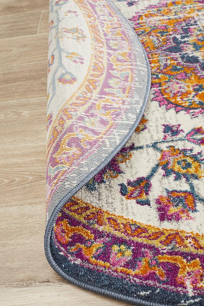 Ravella White Polypropylene Rug