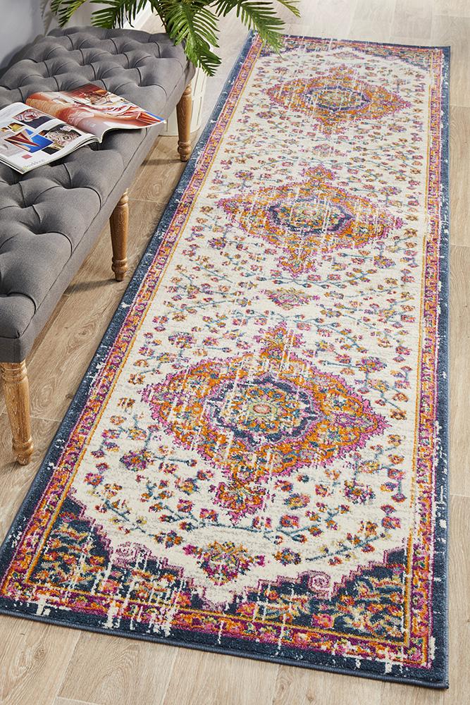 Ravella White Polypropylene Runner Rug