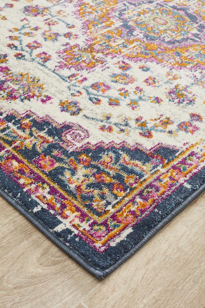 Ravella White Polypropylene Runner Rug
