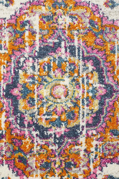 Ravella White Polypropylene Runner Rug