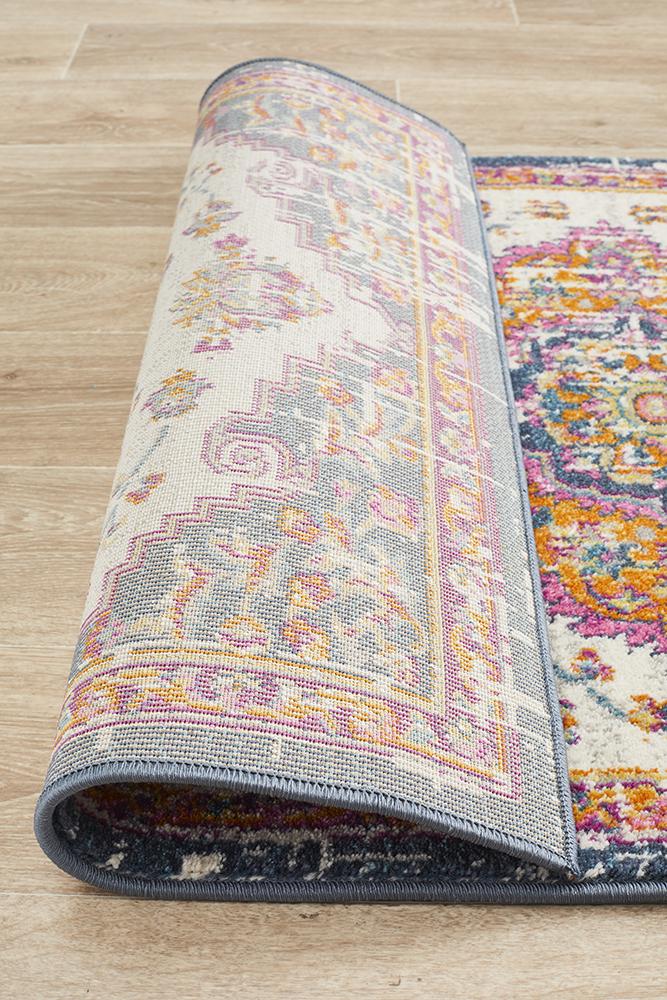 Ravella White Polypropylene Runner Rug