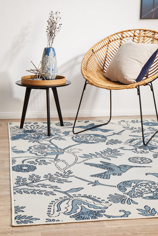 Cintra Snow White and Blue Rug