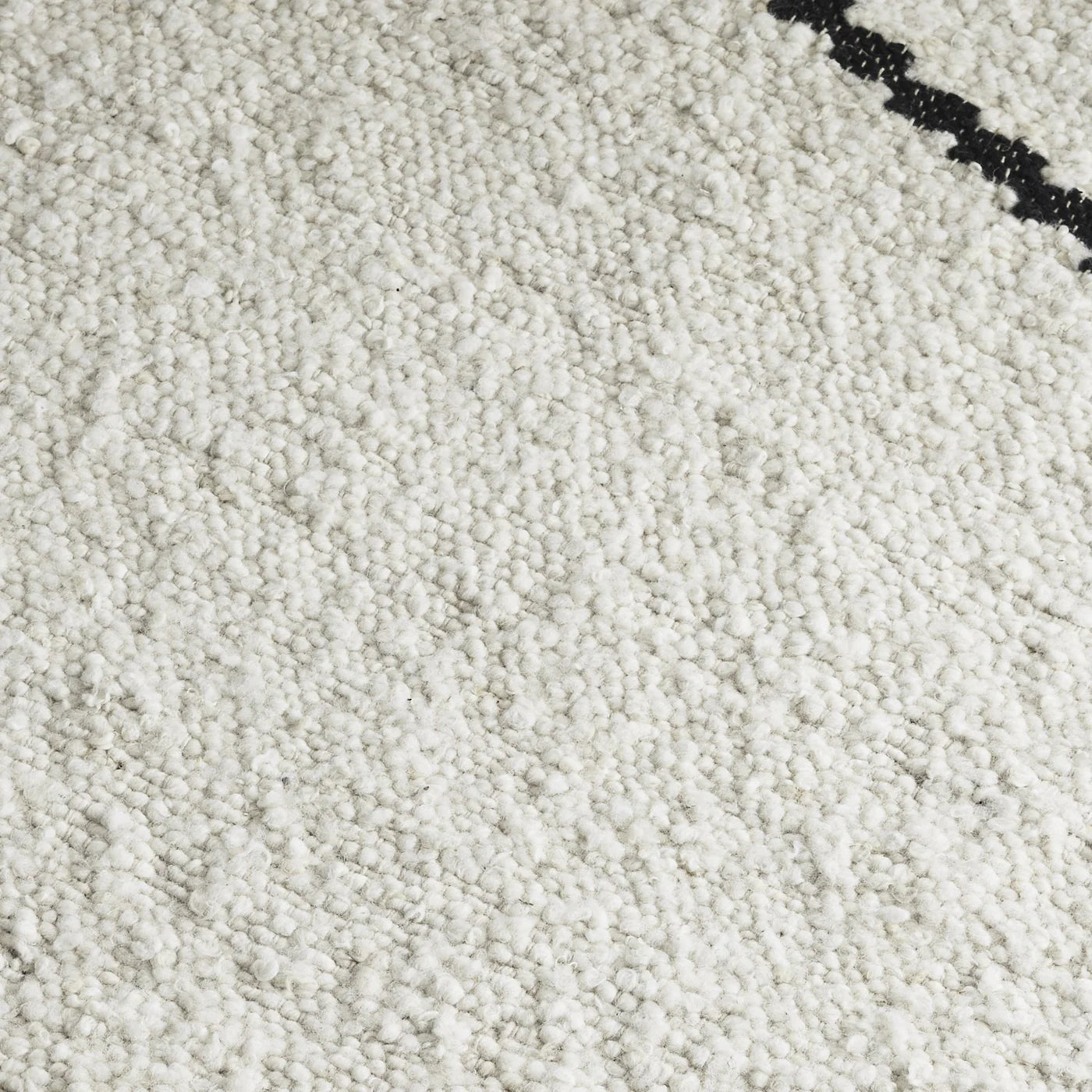 Zeyo Ivory Wool Rug