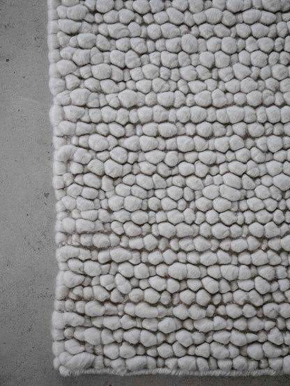 Zaria White Rug